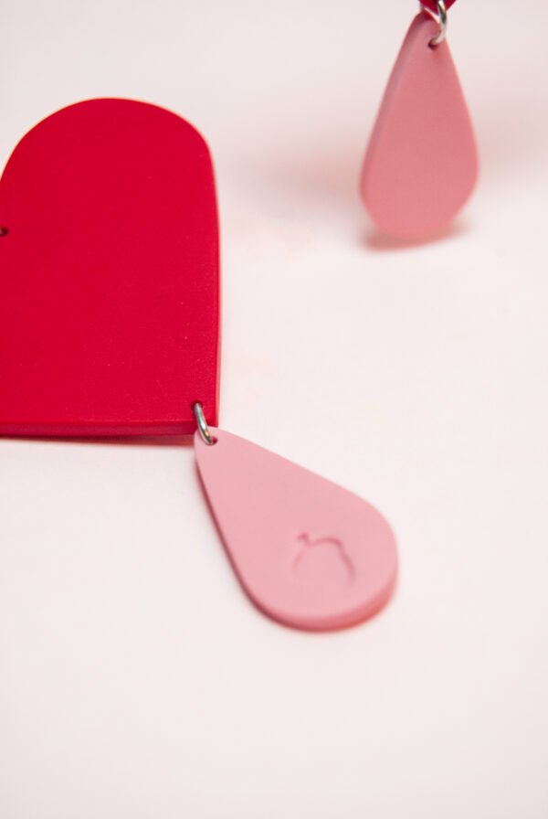 Weeping Hearts Earrings - Image 3